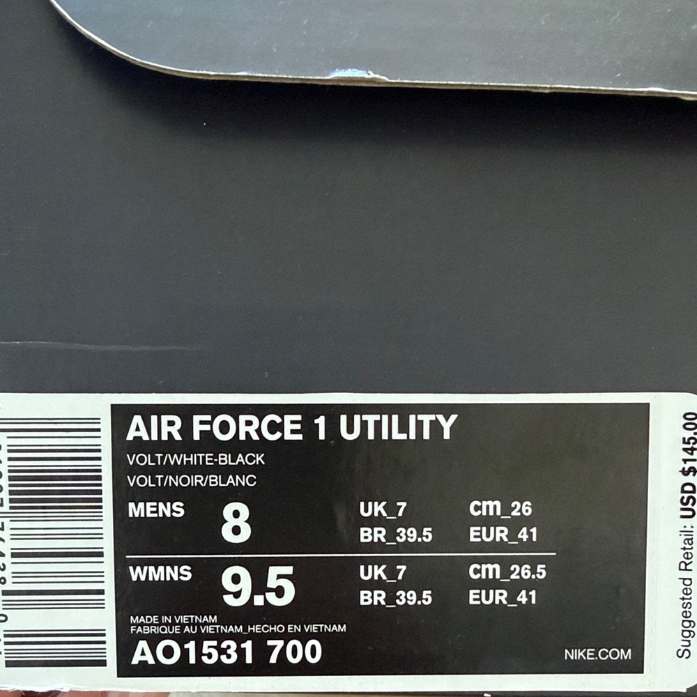 Nike Air Force 1 Utility in Volt and White